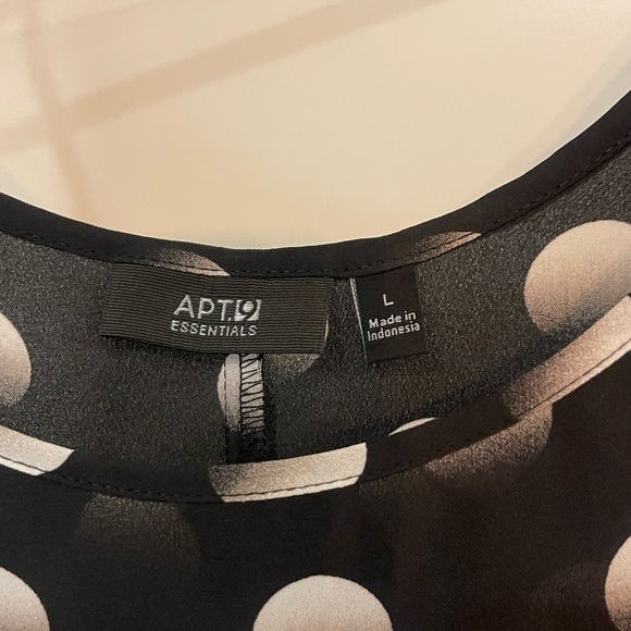 ⭐️Apt. 9 Black and White Polka Dot Camisole - Picture 2 of 4